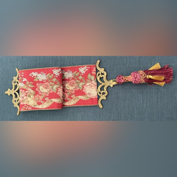 Corona Decor Company Wall Decor Corona Decor Floral Tapestry